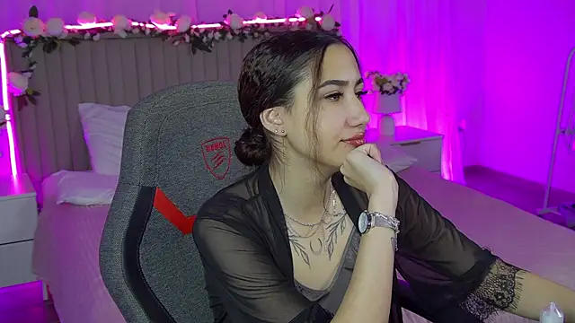 RebeckaThornton online show from December 17, 7:46 am