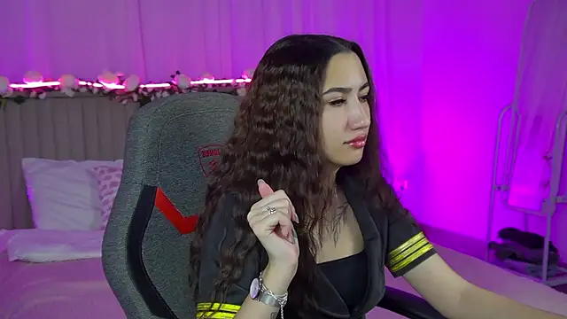 RebeckaThornton online show from December 15, 9:48 am