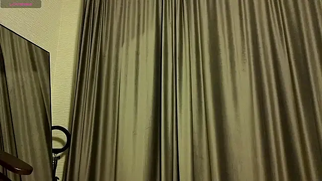 MissPompadure online show from February 24, 7:59 pm