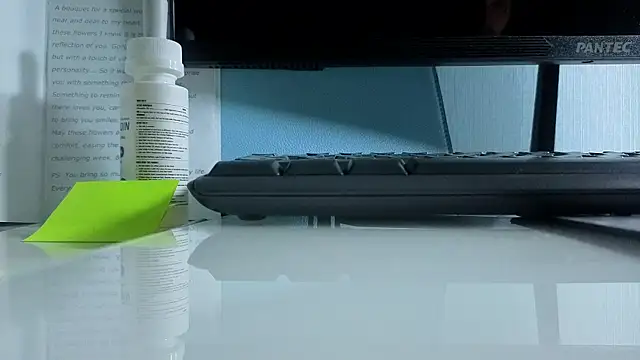 Snapshot of MissPompadure chatting on October 22, 3:33 pm MissPompadure online show from October 22, 3:33 pm