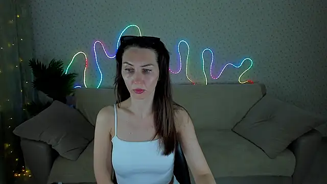 Snapshot of Lilith_Sora chatting on December 15, 11:49 am Lilith Sora online show from December 15, 11:49 am