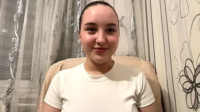 DaisyMolly online show from October 17, 9:16 pm