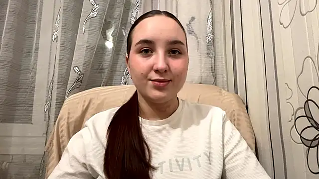 DaisyMolly online show from October 27, 4:41 pm
