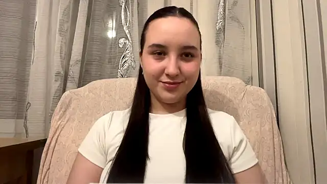 DaisyMolly online show from December 3, 9:36 pm