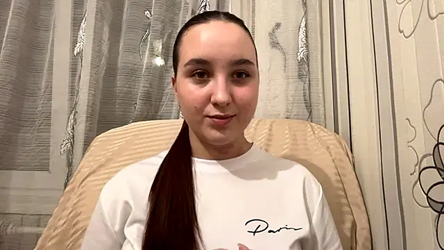 DaisyMolly online show from November 4, 7:17 pm