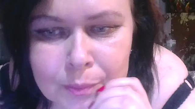 CharleeKendall online show from December 13, 9:10 pm