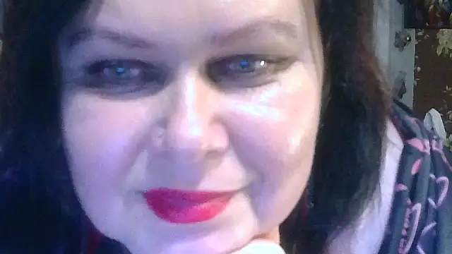 CharleeKendall online show from November 15, 6:45 pm