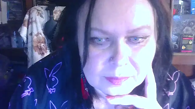 CharleeKendall online show from October 28, 4:17 pm