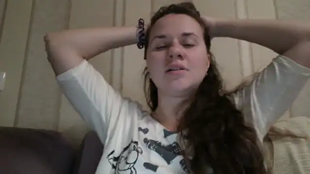 GiaaCaranggi online show from February 13, 8:31 pm