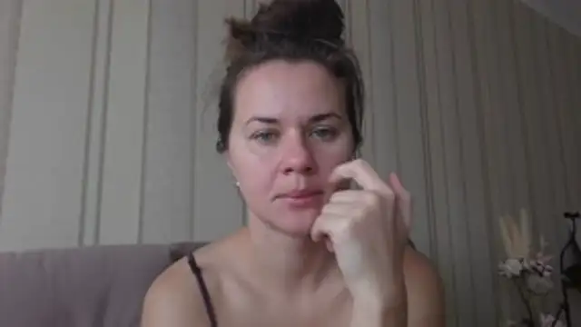 Snapshot of GiaaCaranggi chatting on November 22, 10:47 am GiaaCaranggi online show from November 22, 10:47 am