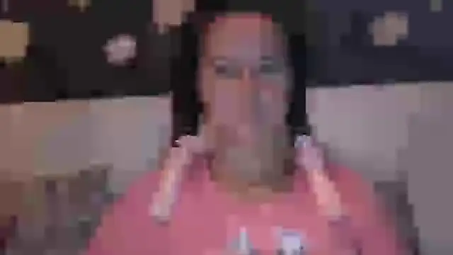 Snapshot of GiaaCaranggi chatting on October 22, 6:29 pm GiaaCaranggi online show from October 22, 6:29 pm