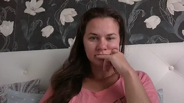 GiaaCaranggi online show from October 15, 5:06 am