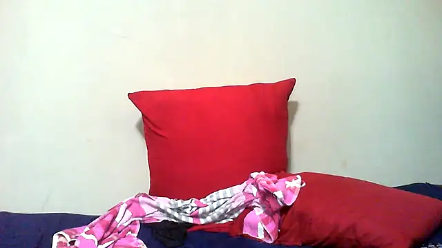 LICIOUSEBOOBSXX online show from December 19, 1:53 am