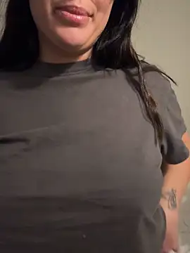 mamimamacitaaa online show from October 16, 4:15 pm