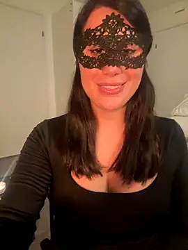 mamimamacitaaa online show from October 31, 6:59 pm