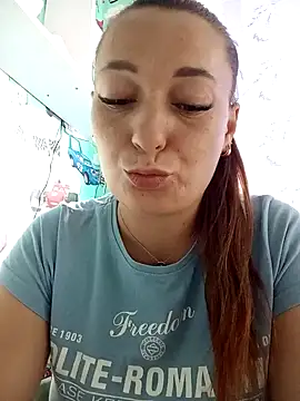 HollyDollsi online show from October 13, 10:17 am