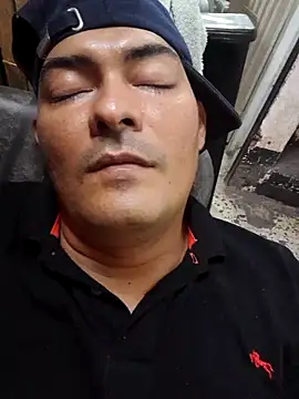 sexyandres 23 online show from October 20, 7:03 pm