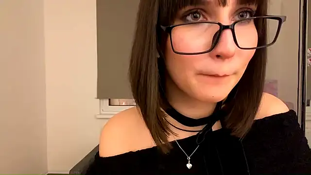 Snapshot of nikabloom chatting on November 28, 5:35 pm nikabloom online show from November 28, 5:35 pm