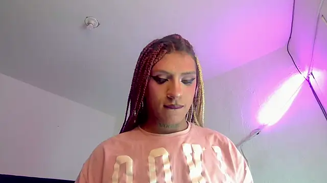 Trix ebony online show from February 21, 7:32 am