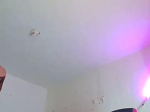 Trix ebony online show from April 7, 4:25 am