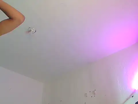 Trix ebony online show from March 11, 3:00 am