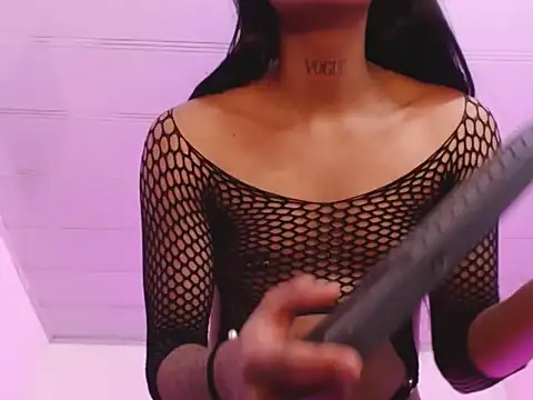 Trix ebony online show from March 16, 10:45 pm