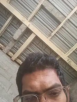 Snapshot of Memonsait1 chatting on December 4, 7:18 am Memonsait1 online show from December 4, 7:18 am