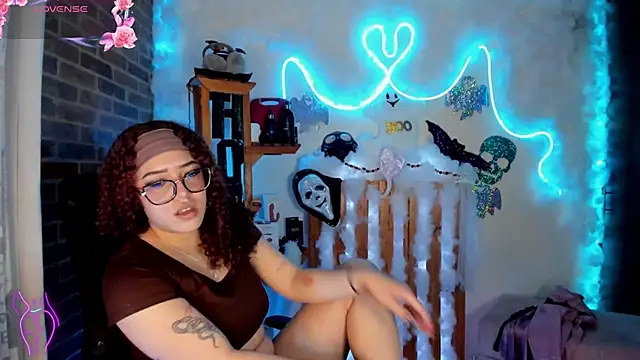 Lizz martins online show from October 25, 2:11 am