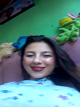 Snapshot of Naomy-daviis chatting on October 19, 10:12 pm Naomy-daviis online show from October 19, 10:12 pm