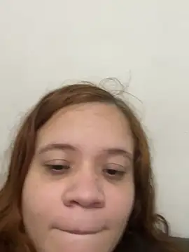 Snapshot of ruivinhadancer chatting on June 8, 2:23 am ruivinhadancer online show from June 8, 2:23 am