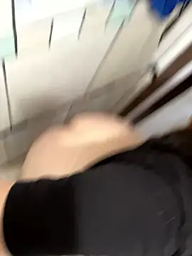 ruivinhadancer online show from January 10, 8:15 pm