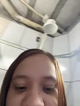 Snapshot of ruivinhadancer chatting on October 13, 5:47 pm ruivinhadancer online show from October 13, 5:47 pm