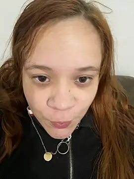 Snapshot of ruivinhadancer chatting on May 27, 9:33 pm ruivinhadancer online show from May 27, 9:33 pm