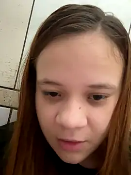 Snapshot of ruivinhadancer chatting on December 2, 7:54 am ruivinhadancer online show from December 2, 7:54 am