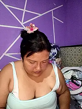 Snapshot of natt-bigass chatting on June 15, 12:55 am natt-bigass online show from June 15, 12:55 am