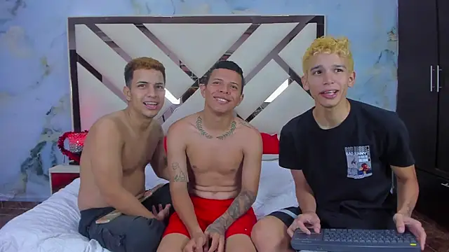 Averange boyshot online show from October 13, 12:29 pm