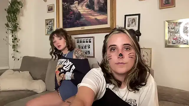 lill daddysgirl online show from November 1, 2:07 am