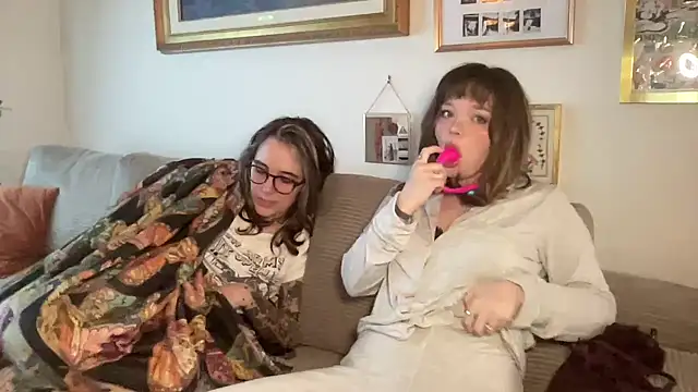 lill daddysgirl online show from January 11, 5:42 pm