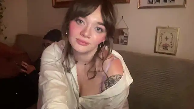 lill daddysgirl online show from February 13, 4:01 am