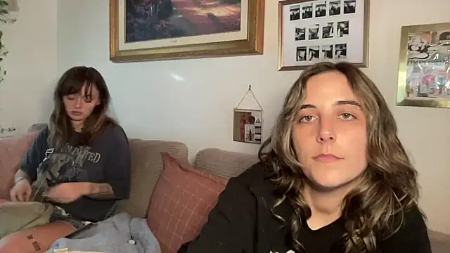 lill daddysgirl online show from March 2, 12:22 am