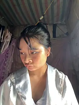 Linh-xxx online show from October 13, 6:59 am