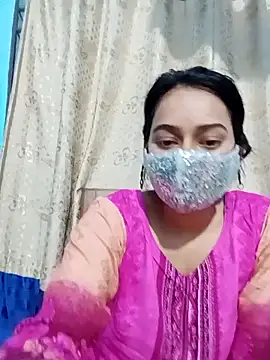 Hot Baby250 online show from March 2, 6:15 pm