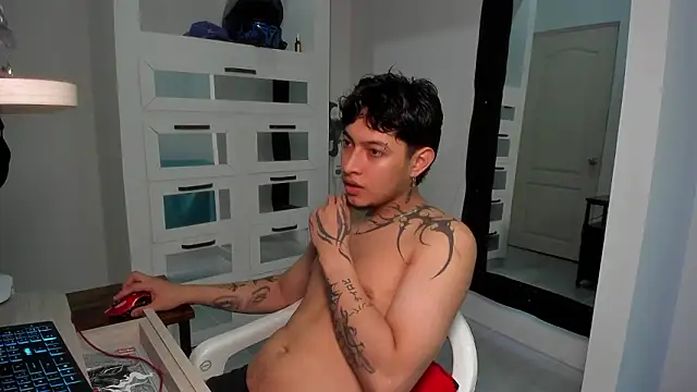 Sky Wild online show from March 19, 8:09 pm