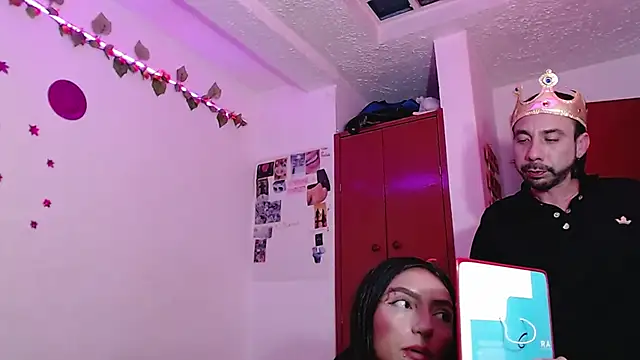 Isis Robert online show from November 1, 4:08 am