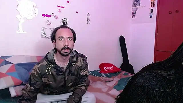 Isis Robert online show from November 23, 1:37 am