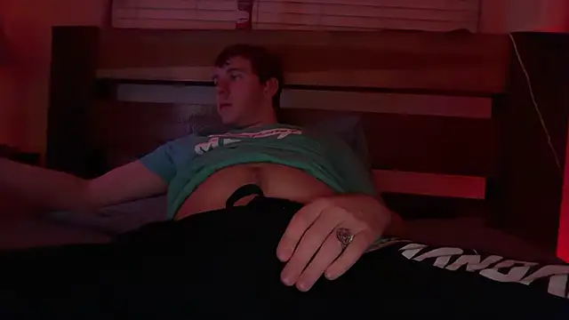 Snapshot of eddieeeeee1232 chatting on November 6, 4:16 am eddieeeeee1232 online show from November 6, 4:16 am