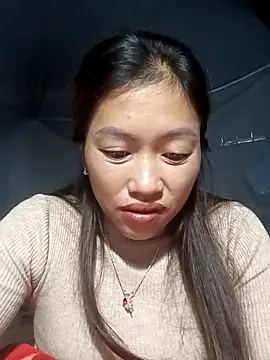 Snapshot of -Paige- chatting on October 27, 4:46 am -Paige- online show from October 27, 4:46 am