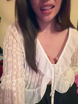 -Paige- online show from May 2, 12:27 am
