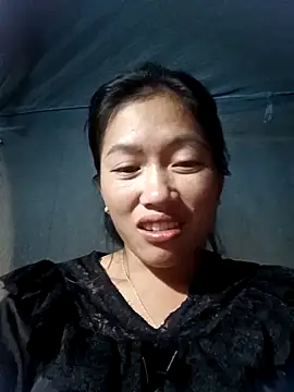 Snapshot of -Paige- chatting on October 28, 1:21 pm -Paige- online show from October 28, 1:21 pm