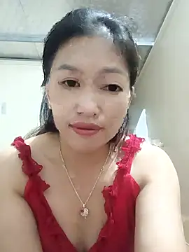 Snapshot of -Paige- chatting on October 13, 9:22 am -Paige- online show from October 13, 9:22 am